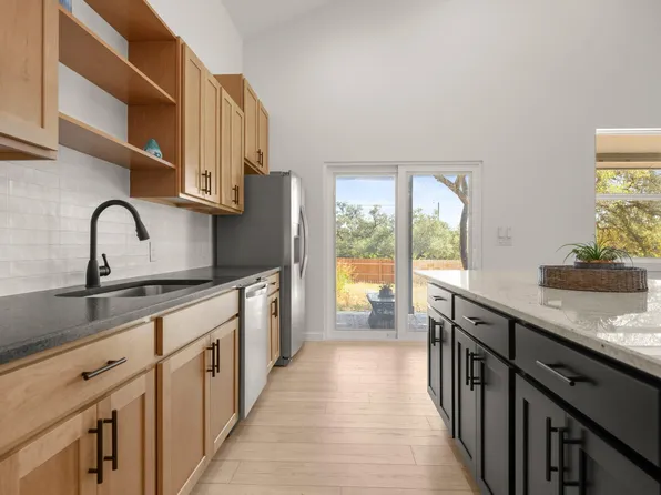 18208 Gregg Bluff Rd, Leander, TX 78645