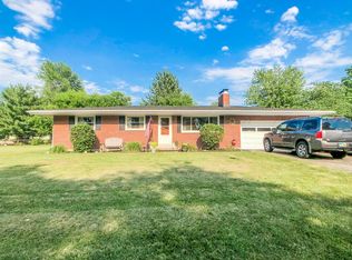 1612 Curlett Dr, Dayton, OH 45432