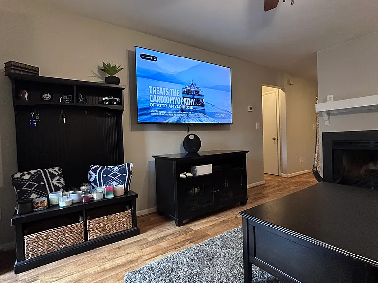 3924 Roebling Ln — Photo 5