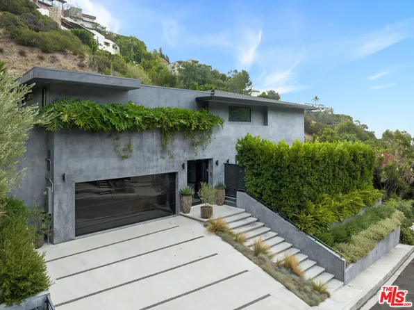 1558 Rising Glen Rd, Los Angeles, CA 90069