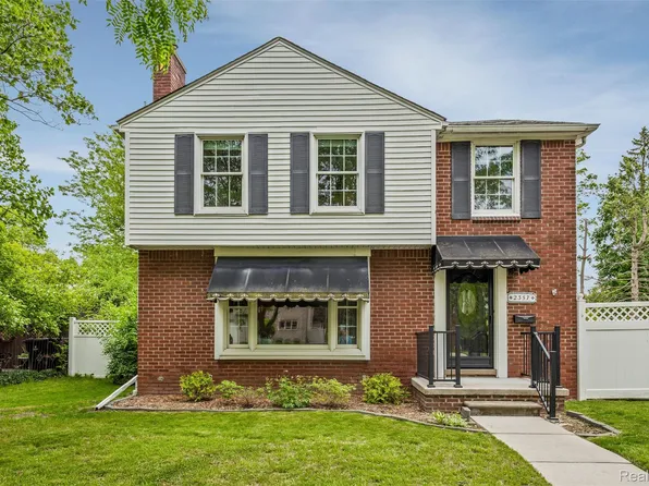 2357 21st St, Wyandotte, MI 48192