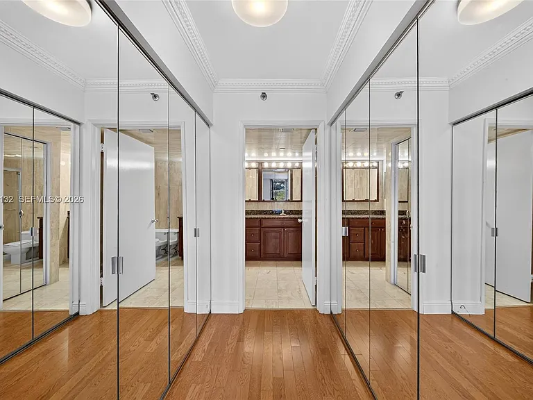 3600 Mystic Pointe Dr #310 — Photo 26