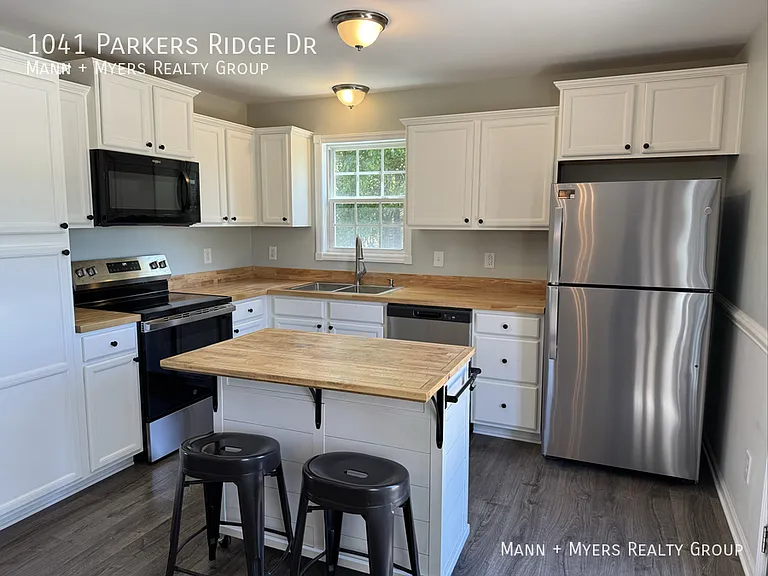 1041 Parkers Ridge Dr — Photo 22