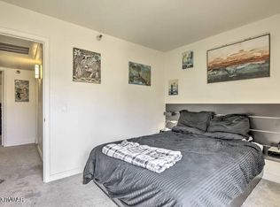 8020 E Thomas Rd, Scottsdale, AZ 85251