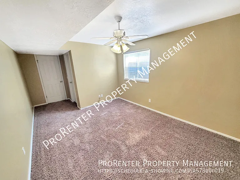 1488 Earl Cir — Photo 23