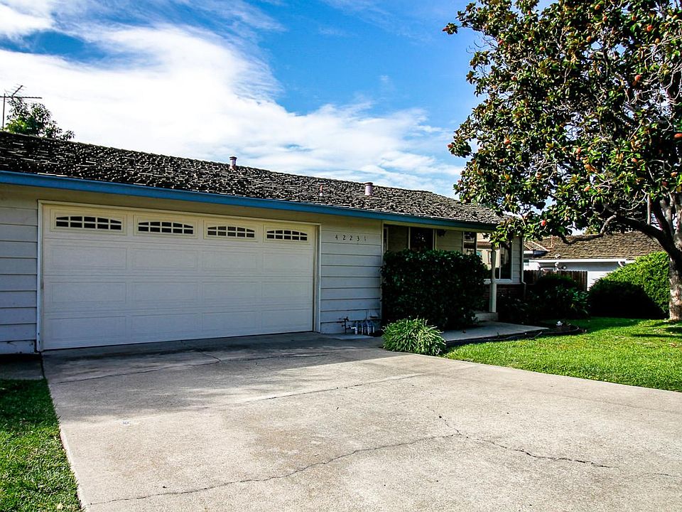 1st image of 42231 Palm Ave