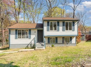 6847 Saddle Point Rd, Charlotte, NC 28212