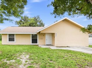800 Jarmilla Ln, Fort Myers, FL 33905