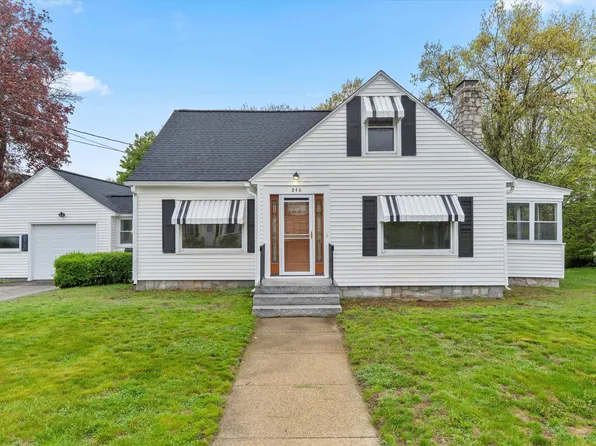 846 Howe Street, Manchester, NH 03103