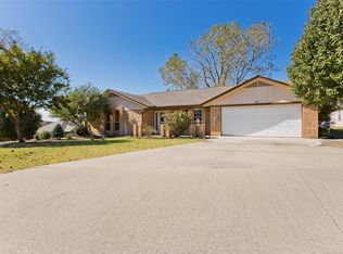 1317 Lakehurst Dr, Ada, OK 74820