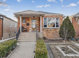 6104 N Kimball Ave, Chicago, IL 60659