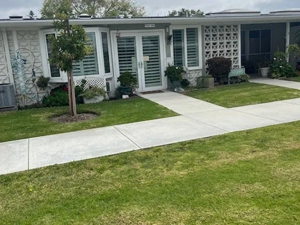 1564 Merion Way #M2-34k, Seal Beach, CA 90740