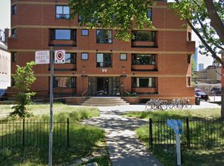 99 Bellevue Ave #16, Toronto, ON M5T 2N8
