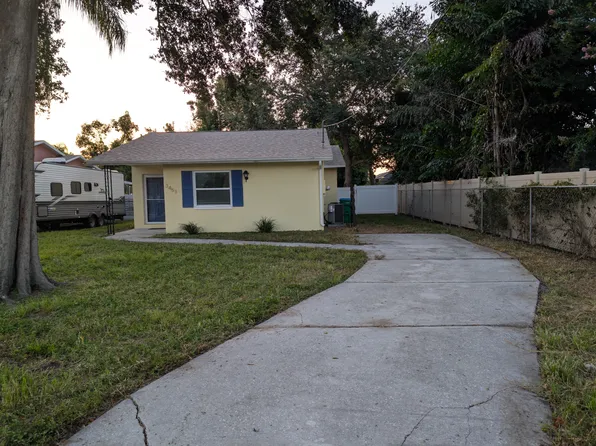 3451 Pine St, Dunedin, FL 34698