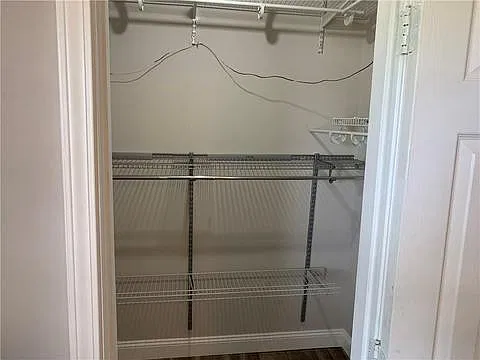 2 bed, 1000 sqft, $1,450 — Photo 2