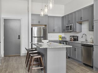 Savor Apartments, Saint Paul, MN 55118