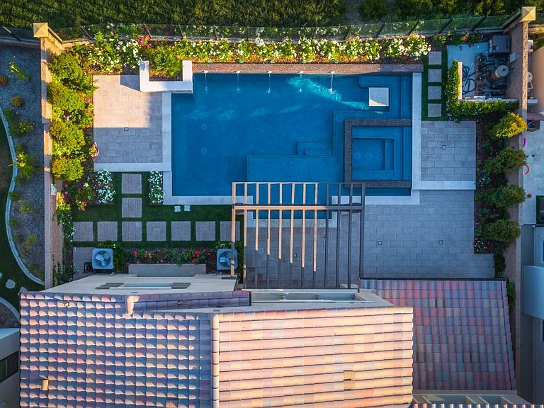 20254 W Bentley Way — Photo 19