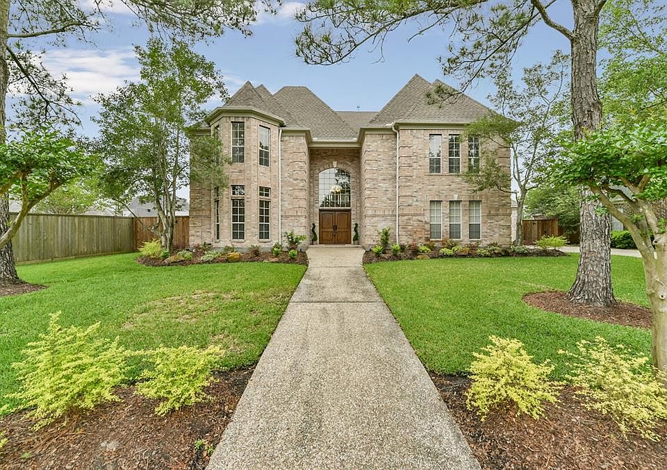 1st image of 2510 Hidden Shore Dr
