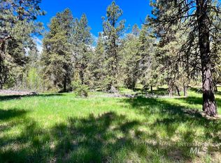 1497 Pine Ridge Dr, Cascade, ID 83611