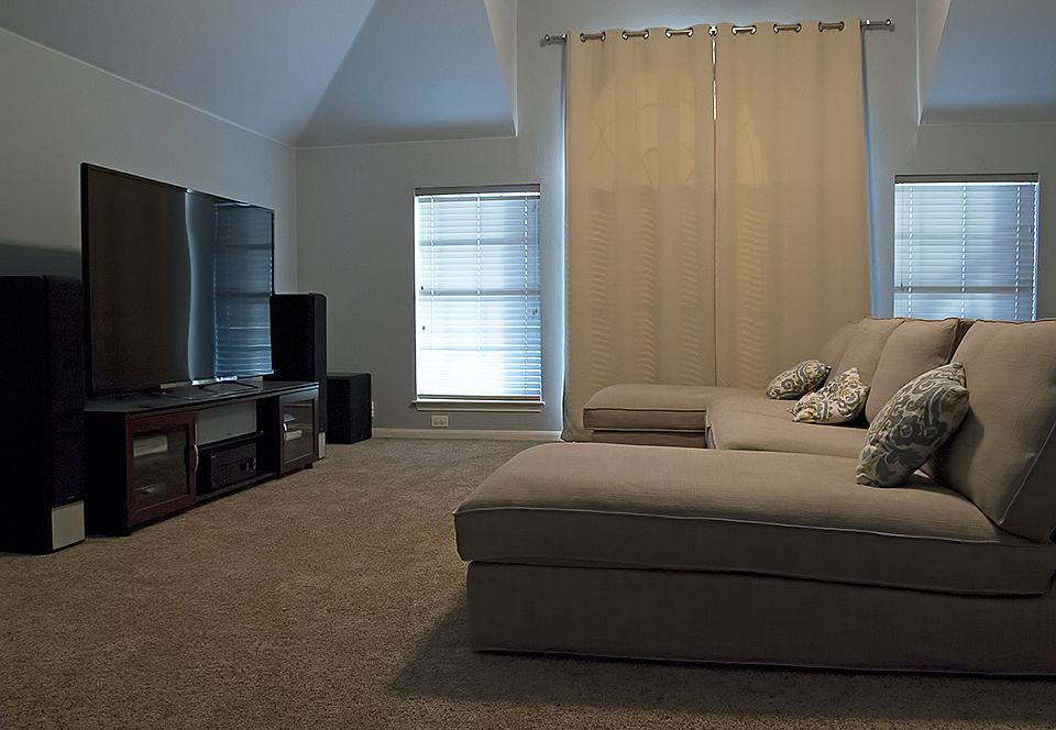 1st image of 5001 Bellerive Ct