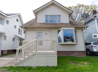 10601 Saint Mark Ave, Cleveland, OH 44111