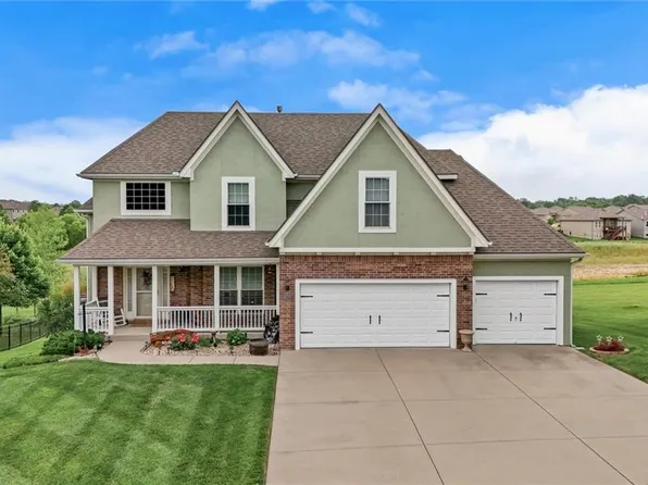 2204 Prairie Creek Dr, Kearney, MO 64060