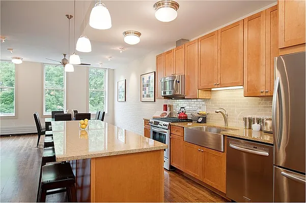 Rented by Douglas Elliman | media 17