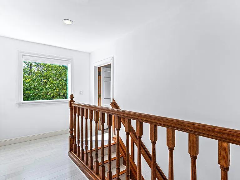 12151 Old Indiantown Rd — Photo 34