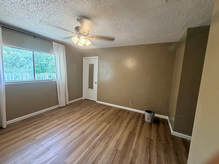 5514 Ghost Hawk St — Photo 7