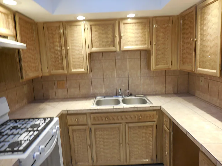 3110 Isla Marino St — Photo 6