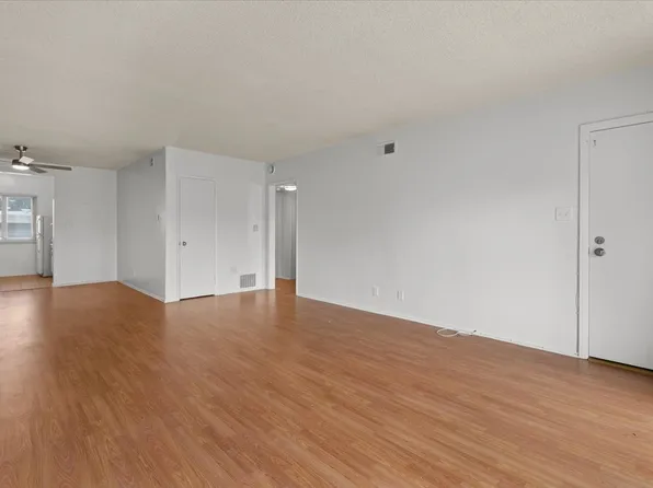 7755 Saint Bernard St #14, Playa Del Rey, CA 90293