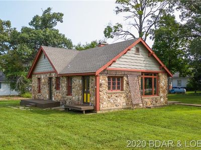 127 Camden Ave, Linn Creek, MO, 65020