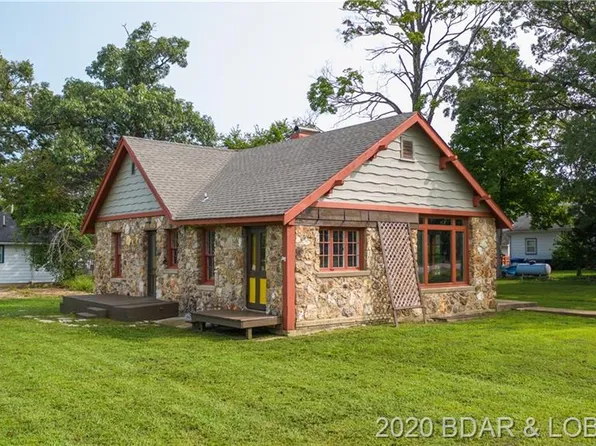 127 Camden Ave, Camdenton, MO 65020