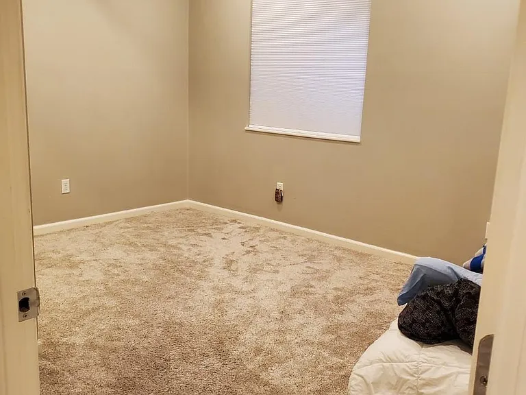 6977 Isabell Ln — Photo 10