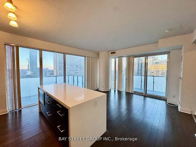 1080 Bay St #3310 — Photo 3
