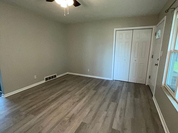 3rd image of 1707 Hammel St #1707