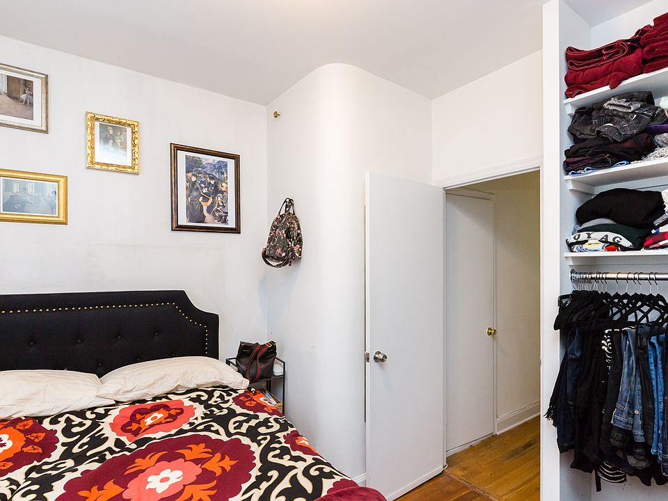 1st image of 149 Sullivan St APT 4E