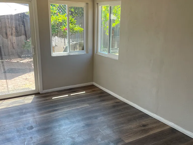 8627 Ian Way — Photo 28