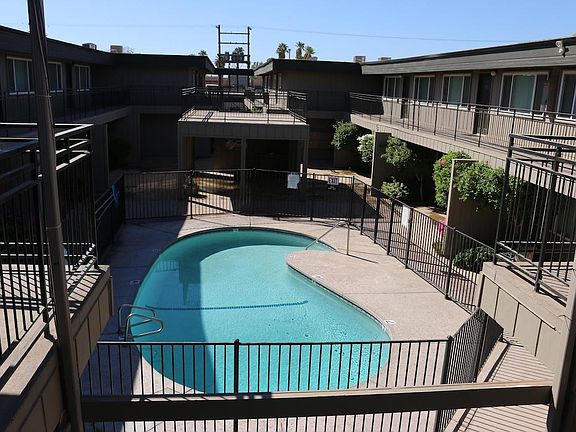 4th image of 1507 W Barbara Worth Dr APT 49