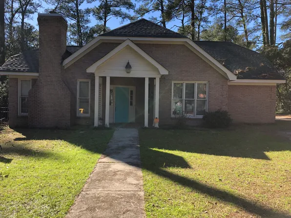 103 Country Club Dr, Columbia, SC 29206