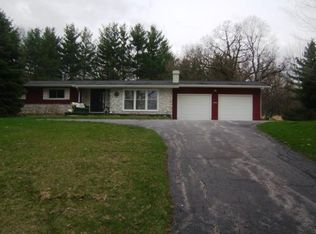 49W697 McGough Rd, Hampshire, IL 60140