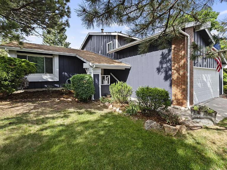 830 Red Mesa Dr — Photo 3