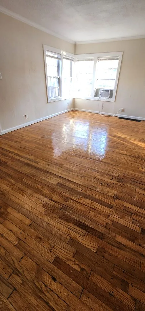 829 S Lake Dr — Photo 3