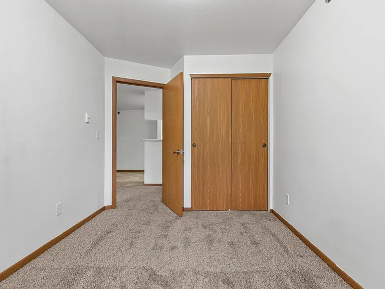 City View Apartments — Photo 41