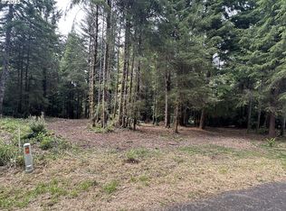 Summerbell Dr #7, Florence, OR 97439