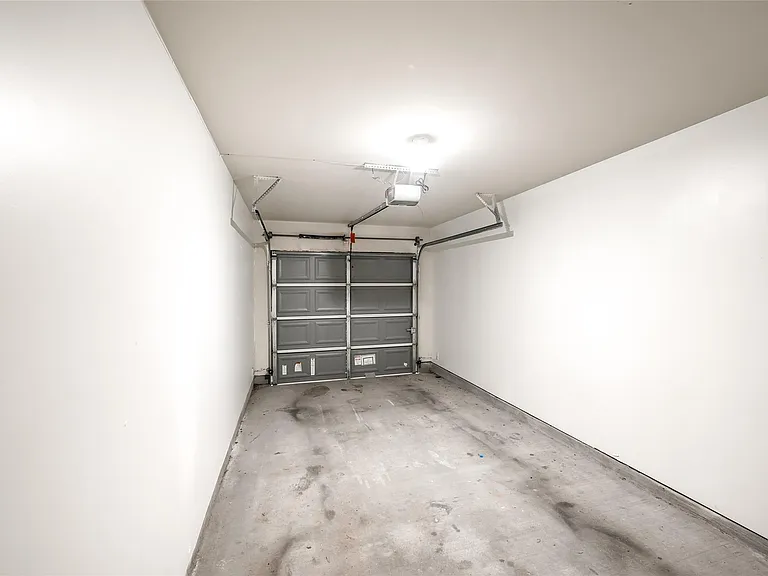 1719 Redwing Bluff Dr — Photo 35
