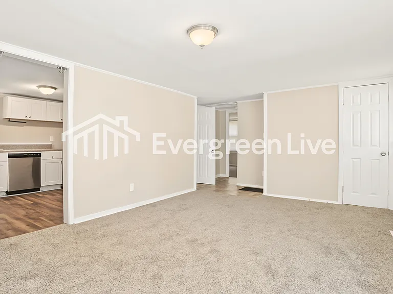 119 Kennedy Ave — Photo 4