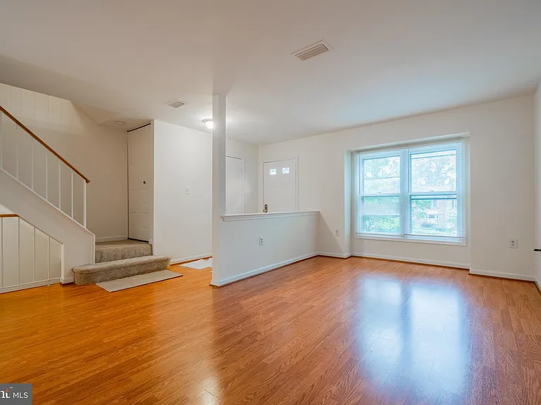 14167 Royal Oak Ln — Photo 6
