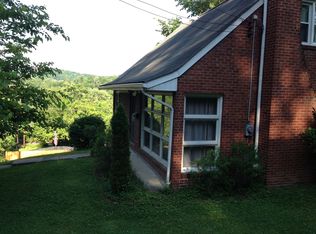 52 Columbia Ave, Pittsburgh, PA 15205