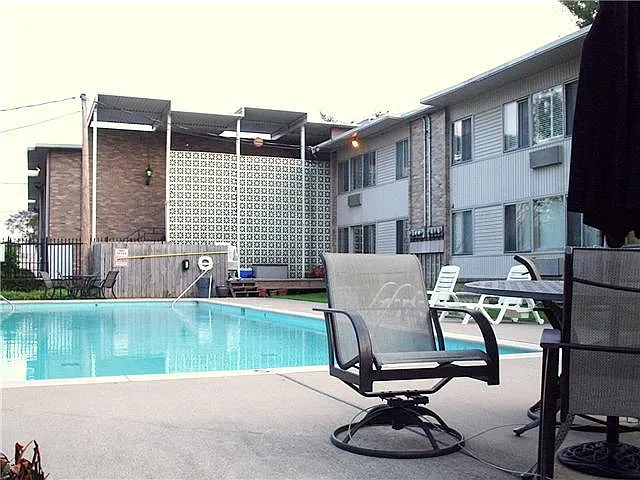 2020 Beech Ave #B12 — Photo 6